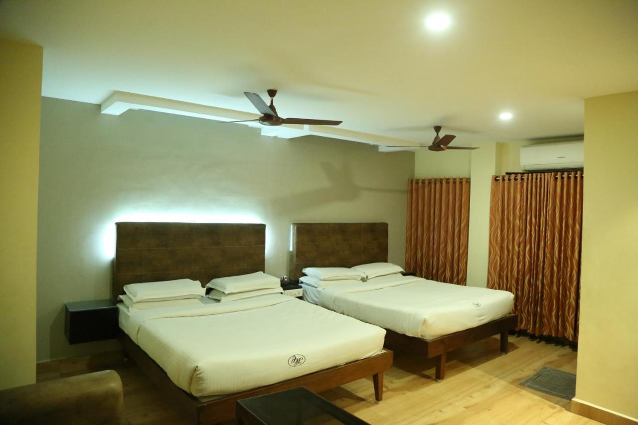 Hotel Chitra Tiruchirappalli Exterior photo
